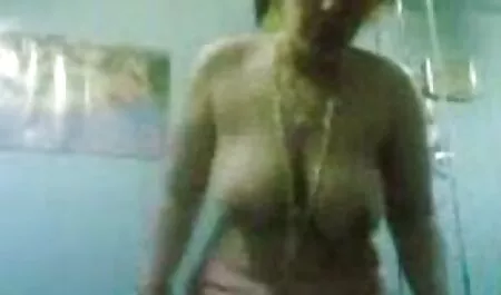 Âm đạo nghiệp dư thuyết phục khách hàng phải trả phim xec han quoc moi nhat thêm tiền