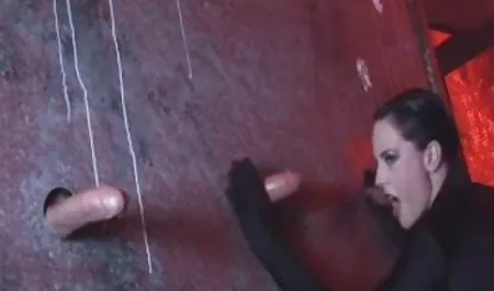 Colombia phin xech nhat ban tự lana peters 2