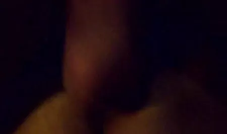 Cô gái tóc vàng, đồng tính trong phim 18 sex moi nhat phòng tắm