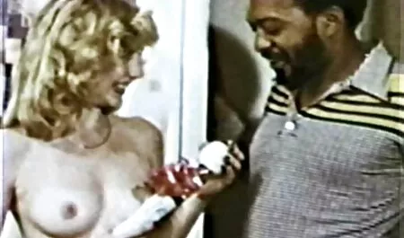 Cô gái, sex moi hay nhat con trai, và một gã trông